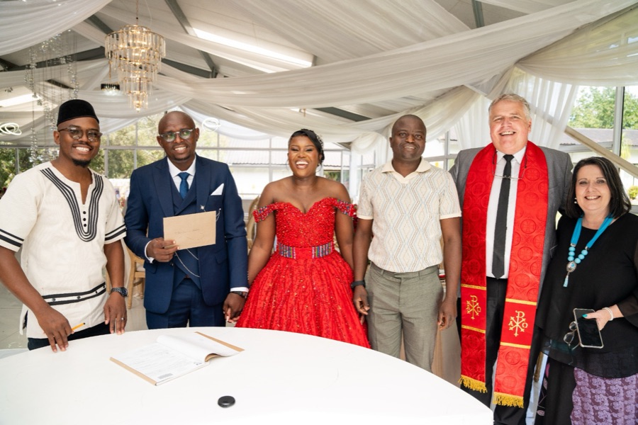 Wedding ceremony by Dr. Gerrit Rademeyer in Steynsburg